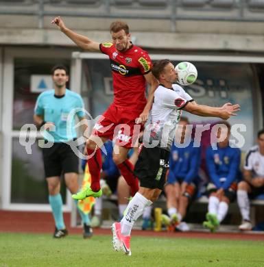 Fussball Tipico Bundesliga. RZ Pellets WAC gegen Cashpoint SCR Altach. Bernd Gschweidl, (WAC), Jan Zwischenbrugger (Altach). Wolfsberg, am  6.8.2017.
Foto: Kuess

---
pressefotos, pressefotografie, kuess, qs, qspictures, sport, bild, bilder, bilddatenbank