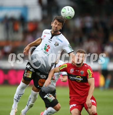 Fussball Tipico Bundesliga. RZ Pellets WAC gegen Cashpoint SCR Altach. Mihret Topcagic, (WAC), Jan Zwischenbrugger (Altach). Wolfsberg, am  6.8.2017.
Foto: Kuess

---
pressefotos, pressefotografie, kuess, qs, qspictures, sport, bild, bilder, bilddatenbank