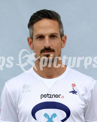 Fussball. Kaerntner Liga. SAK. Mannschaftsfototermin. Thomas Riedl. Klagenfurt, 28.8.2017.
Foto: Kuess
---
pressefotos, pressefotografie, kuess, qs, qspictures, sport, bild, bilder, bilddatenbank