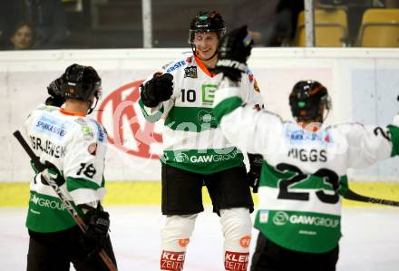 EBEL. Eishockey Bundesliga. KAC gegen Graz 99ers. Torjubel, Zintis Nauris Zusevics, Brock Higgs, Ken Ograjensek (Graz). Klagenfurt, am 08.9.2017.
Foto: Kuess

---
pressefotos, pressefotografie, kuess, qs, qspictures, sport, bild, bilder, bilddatenbank