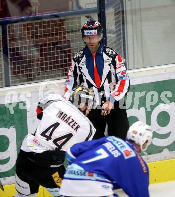 EBEL. Eishockey Bundesliga. EC VSV gegen HC Orli Znojmo. Schiedsrichter. Villach, am 12.10.2017.
Foto: Kuess 


---
pressefotos, pressefotografie, kuess, qs, qspictures, sport, bild, bilder, bilddatenbank