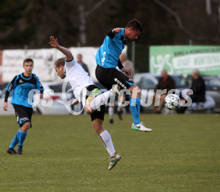 Fussball. 1. Klasse B. Ledenitzen gegen Maria Gail. Patrick Freithofnigg (Ledenitzen),  Daniel Ottowitz (Maria Gail). Ledenitzen, 5.11.2017.
Foto: Kuess
---
pressefotos, pressefotografie, kuess, qs, qspictures, sport, bild, bilder, bilddatenbank