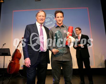 Sportgala. Nacht des Sports. Ehrung Sportler des Jahres.  Franz Klammer, Rookie des Jahres, Adrian Pertl. Velden, 20.12.2017.
Foto: Kuess 
---
pressefotos, pressefotografie, kuess, qs, qspictures, sport, bild, bilder, bilddatenbank