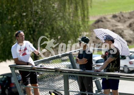 Schispringen Damen. Training. Heinz Kuttin Cheftrainer der chinesischen Skispringerinnen. Villach, am 28.7.2018.
Foto: Kuess
---
pressefotos, pressefotografie, kuess, qs, qspictures, sport, bild, bilder, bilddatenbank