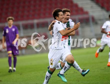 Fussball. 2. Liga. SK Austria Klagenfurt gegen FC Wacker Innsbruck II. Torjubel  Atsushi Zaizen, Murat Satin (Innsbruck). Klagenfurt, 17.8.2018.
Foto: Kuess
---
pressefotos, pressefotografie, kuess, qs, qspictures, sport, bild, bilder, bilddatenbank