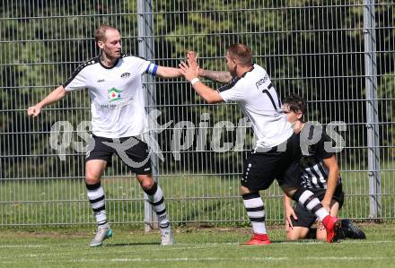 Fussball Unterliga Ost. ASK gegen Kraig. Torjubel Danijel Micic, Andreas Bernhard Schritliser (ASK). Klagenfurt, am 9.9.2018.
Foto: Kuess
---
pressefotos, pressefotografie, kuess, qs, qspictures, sport, bild, bilder, bilddatenbank