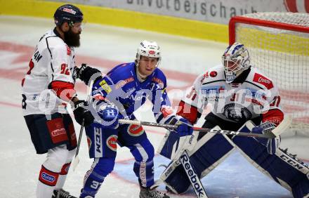 EBEL. Eishockey Bundesliga. EC VSV gegen KHL Medvescak Zagreb. Christof Kromp,  (VSV), Antonin Manavian, Mathieu Corbeil (Zagreb). Villach, am 1.9.2018.
Foto: Kuess 


---
pressefotos, pressefotografie, kuess, qs, qspictures, sport, bild, bilder, bilddatenbank