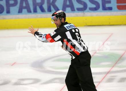 EBEL. Eishockey Bundesliga. EC VSV gegen KHL Medvescak Zagreb. Schiedsrichter Patrick Gruber. Villach, am 1.9.2018.
Foto: Kuess 


---
pressefotos, pressefotografie, kuess, qs, qspictures, sport, bild, bilder, bilddatenbank