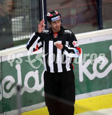 EBEL. Eishockey Bundesliga. EC VSV gegen KHL Medvescak Zagreb. Schiedsrichter Patrick Gruber. Villach, am 1.9.2018.
Foto: Kuess 


---
pressefotos, pressefotografie, kuess, qs, qspictures, sport, bild, bilder, bilddatenbank