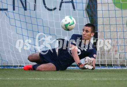 Fussball Kaerntner Liga. SAK gegen KAC 1909. Kristijan Kondic (SAK). Klagenfurt, am 21.9.2018. Foto: Kuess
---
pressefotos, pressefotografie, kuess, qs, qspictures, sport, bild, bilder, bilddatenbank