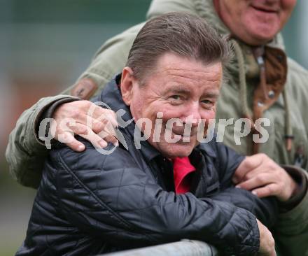 Fussball Unterliga Ost. Grafenstein gegen Donau. Schiedsrichter Manfred Kaimbacher. Grafenstein, am 22.9.2018.
Foto: Kuess
---
pressefotos, pressefotografie, kuess, qs, qspictures, sport, bild, bilder, bilddatenbank