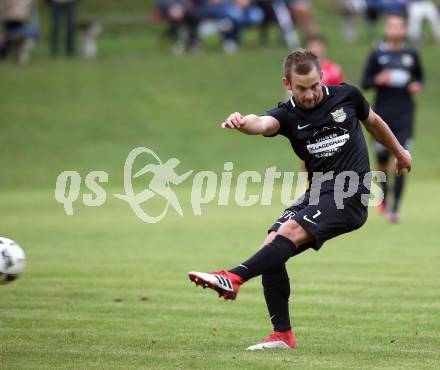 Fussball Kaerntner Liga. ASKOE Koettmannsdorf gegen Atus Ferlach. Martin Trattnig (Koettmannsdorf). Koettmannsdorf, am 22.9.2018.
Foto: Kuess
---
pressefotos, pressefotografie, kuess, qs, qspictures, sport, bild, bilder, bilddatenbank