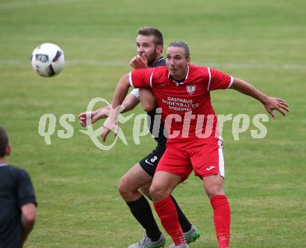 Fussball Kaerntner Liga. ASKOE Koettmannsdorf gegen Atus Ferlach. Fabian Janschitz (Koettmannsdorf), Thomas Ogris (Ferlach). Koettmannsdorf, am 22.9.2018.
Foto: Kuess
---
pressefotos, pressefotografie, kuess, qs, qspictures, sport, bild, bilder, bilddatenbank