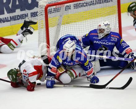 EBEL. Eishockey Bundesliga. EC VSV gegen HCB Suedtirol Alperia. Felix Maxa, Dan Bakala,  (VSV), Matti Kuparinen (Bozen). Villach, am 28.9.2018.
Foto: Kuess 


---
pressefotos, pressefotografie, kuess, qs, qspictures, sport, bild, bilder, bilddatenbank