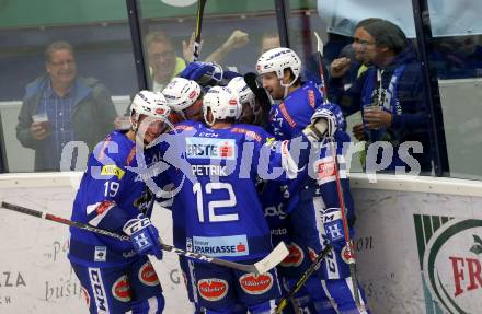 EBEL. Eishockey Bundesliga. EC VSV gegen HCB Suedtirol Alperia. Torjubel Stefan Bacher, Nikolas Petrik, Nico Brunner, Jason Desantis, Brandon Alderson (VSV). Villach, am 28.9.2018.
Foto: Kuess 


---
pressefotos, pressefotografie, kuess, qs, qspictures, sport, bild, bilder, bilddatenbank