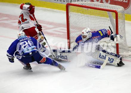 EBEL. Eishockey Bundesliga. EC VSV gegen HCB Suedtirol Alperia. Nico Brunner, Dan Bakakla,  (VSV), Brett Findlay (Bozen). Villach, am 28.9.2018.
Foto: Kuess 


---
pressefotos, pressefotografie, kuess, qs, qspictures, sport, bild, bilder, bilddatenbank