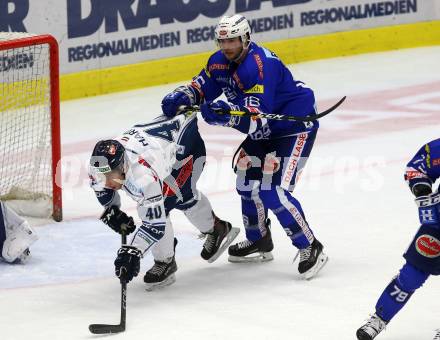 EBEL. Eishockey Bundesliga. EC VSV gegen Fehervar AV 19. MacGregor Sharp,  (VSV), Jonathan Harty (Alba Volan). Villach, am 12.10.2018.
Foto: Kuess 


---
pressefotos, pressefotografie, kuess, qs, qspictures, sport, bild, bilder, bilddatenbank