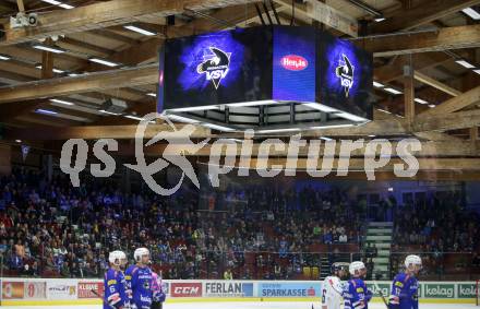 EBEL. Eishockey Bundesliga. EC VSV gegen Fehervar AV 19. Video Wuerfel (VSV). Villach, am 12.10.2018.
Foto: Kuess 


---
pressefotos, pressefotografie, kuess, qs, qspictures, sport, bild, bilder, bilddatenbank