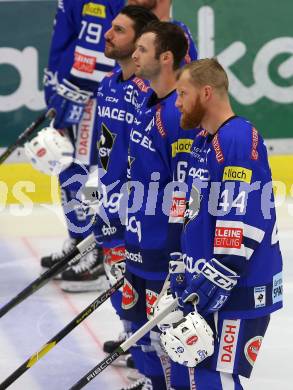 EBEL. Eishockey Bundesliga. EC VSV gegen Fehervar AV 19. Jamie Fraser, MacGregor Sharp, Jerry Pollastrone (VSV). Villach, am 12.10.2018.
Foto: Kuess 


---
pressefotos, pressefotografie, kuess, qs, qspictures, sport, bild, bilder, bilddatenbank