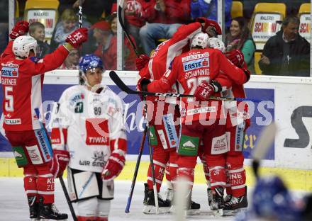 EBEL. Eishockey Bundesliga. KAC gegen HC TWK Innsbruck. Torjubel Thomas Koch, Martin Schumnig, Mitch Wahl, Nicholas Eric Petersen, Charles Robin Gartner (KAC). Klagenfurt, am 14.10.2018.
Foto: Kuess

---
pressefotos, pressefotografie, kuess, qs, qspictures, sport, bild, bilder, bilddatenbank