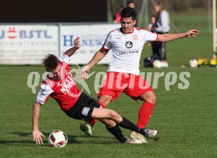 Fussball Kaerntner Liga. Woelfnitz gegen Spittal/Drau. Stefan Franz, (Woelfnitz), Ralph Roman Scheer  (Spittal). Woelfnitz, am 13.10.2018.
Foto: Kuess
---
pressefotos, pressefotografie, kuess, qs, qspictures, sport, bild, bilder, bilddatenbank