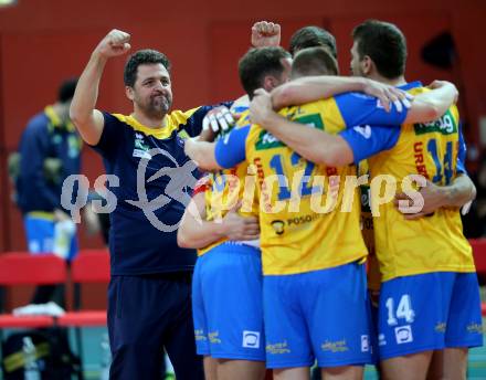 Volleyball Champions League. SK Posojilnica Aich/Dob gegen Lycurgus Groningen (NED). Jubel, Trainer Matjaz Hafner (Aich/Dob). Klagenfurt, am 17.10.2018.
Foto: Kuess
---
pressefotos, pressefotografie, kuess, qs, qspictures, sport, bild, bilder, bilddatenbank