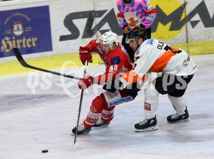 EBEL. Eishockey Bundesliga. KAC gegen Moser Medical Graz99ers. Bischofberger Johannes (KAC), Oleksuk Travis (Graz). Klagenfurt, am 19.10.2018.
Foto: Kuess

---
pressefotos, pressefotografie, kuess, qs, qspictures, sport, bild, bilder, bilddatenbank