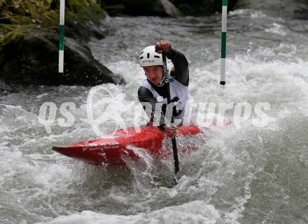 Kayak. Alpe Adria Kanu Slalom.  Timo Haselmaier-Muellneritsch.  Gurk (Fluss), 7.10.2018.
Foto: Kuess
---
pressefotos, pressefotografie, kuess, qs, qspictures, sport, bild, bilder, bilddatenbank