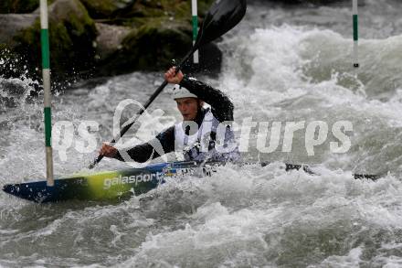 Kayak. Alpe Adria Kanu Slalom.  Erik Holmer.  Gurk (Fluss), 7.10.2018.
Foto: Kuess
---
pressefotos, pressefotografie, kuess, qs, qspictures, sport, bild, bilder, bilddatenbank