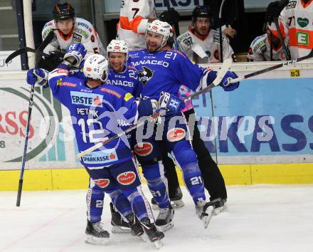 EBEL. Eishockey Bundesliga. EC VSV gegen Moser Medical Graz99ers. Torjubel Nico Brunner, Matthew Pelech, Nikolas Petrik (VSV). Villach, am 21.10.2018.
Foto: Kuess 


---
pressefotos, pressefotografie, kuess, qs, qspictures, sport, bild, bilder, bilddatenbank