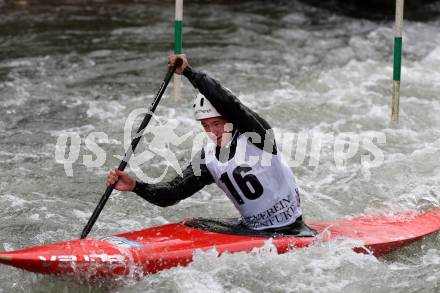 Kayak. Alpe Adria Kanu Slalom.  Timo Haselmaier-Muellneritsch.  Gurk (Fluss), 7.10.2018.
Foto: Kuess
---
pressefotos, pressefotografie, kuess, qs, qspictures, sport, bild, bilder, bilddatenbank