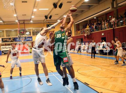 Basketball 2. Bundesliga. Grunddurchgang. 2. Runde. Woerthersee Piraten gegen Dornbirn Lions.  Lukas Simoner, (Piraten), Aron Thorell Walker  (Lions). Klagenfurt, am 20.10.2018.
Foto: Kuess
---
pressefotos, pressefotografie, kuess, qs, qspictures, sport, bild, bilder, bilddatenbank