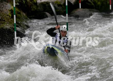 Kayak. Alpe Adria Kanu Slalom.  Erik Holmer.  Gurk (Fluss), 7.10.2018.
Foto: Kuess
---
pressefotos, pressefotografie, kuess, qs, qspictures, sport, bild, bilder, bilddatenbank