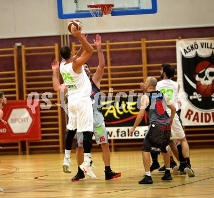 Basketball 2. Bundesliga. Grunddurchgang. 2. Runde. Raiders Villach gegen Basket Flames. Jasmin Perkovic, Luka Trpin (Raiders), Fuad Memcic,  Denis Soldo (Basket Flames). Klagenfurt, am 21.10.2018.
Foto: Kuess
---
pressefotos, pressefotografie, kuess, qs, qspictures, sport, bild, bilder, bilddatenbank