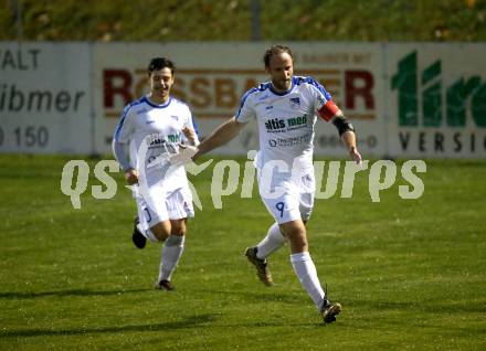 Fussball. Kaerntner Liga. Matrei gegen Treibach. Torjubel Arno Paul Kozelsky  (Treibach). Matrei, 27.10.2018.
Foto: Kuess
---
pressefotos, pressefotografie, kuess, qs, qspictures, sport, bild, bilder, bilddatenbank