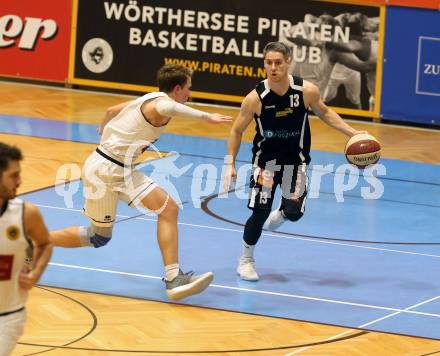 Basketball 2. Bundesliga. Grunddurchgang 6. Runde. Woerthersee Piraten gegen Jennersdorf Blackbirds. Simoner Lukas  (Woerthersee Piraten), Philipp Horvath (Jennersdorf). Klagenfurt, am 10.11.2018.
Foto: Kuess
---
pressefotos, pressefotografie, kuess, qs, qspictures, sport, bild, bilder, bilddatenbank