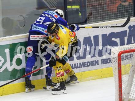 EBEL. Eishockey Bundesliga. EC VSV gegen Vienna Capitals. 	Alderson Brandon (VSV), Peter Patrick (Vienna Capitals). Villach, am 16.11.2018.
Foto: Kuess 


---
pressefotos, pressefotografie, kuess, qs, qspictures, sport, bild, bilder, bilddatenbank