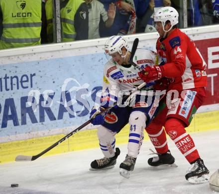 EBEL. Eishockey Bundesliga. KAC gegen VSV. Adam Comrie,  (KAC), Alexander Lahoda (VSV). Klagenfurt, am 13.11.2018.
Foto: Kuess

---
pressefotos, pressefotografie, kuess, qs, qspictures, sport, bild, bilder, bilddatenbank