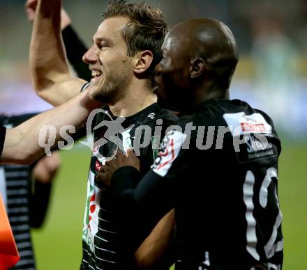 Fussball tipico Bundesliga. RZ Pellets WAC gegen SV Mattersburg. Torjubel Dever Akeem Orgill, Mario Leitgeb  (WAC). Wolfsberg, am 24.11.2018.
Foto: Kuess

---
pressefotos, pressefotografie, kuess, qs, qspictures, sport, bild, bilder, bilddatenbank