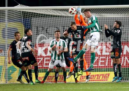 Fussball tipico Bundesliga. RZ Pellets WAC gegen SV Mattersburg. Alexander Kofler, Christopher Wernitznig,  (WAC), Marko Kvasina  (SV Mattersburg). Wolfsberg, am 24.11.2018.
Foto: Kuess

---
pressefotos, pressefotografie, kuess, qs, qspictures, sport, bild, bilder, bilddatenbank