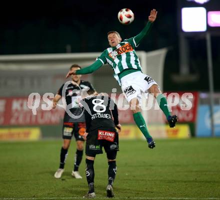 Fussball tipico Bundesliga. RZ Pellets WAC gegen SV Mattersburg. Marcel Ritzmaier, (WAC), Alois Hoeller  (SV Mattersburg). Wolfsberg, am 24.11.2018.
Foto: Kuess

---
pressefotos, pressefotografie, kuess, qs, qspictures, sport, bild, bilder, bilddatenbank