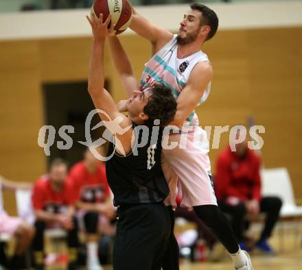 Basketball 2. Bundesliga. Grunddurchgang 11. Runde. Raiders Villach gegen Woerthersee Piraten.  Martin Bajc,  (Villach), Andreas Nuck  (Piraten). Klagenfurt, am 16.12.2018.
Foto: Kuess
---
pressefotos, pressefotografie, kuess, qs, qspictures, sport, bild, bilder, bilddatenbank