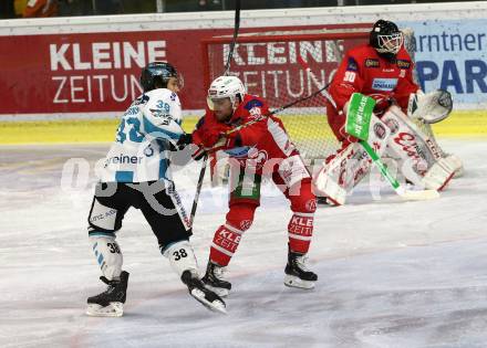 EBEL. Eishockey Bundesliga. KAC gegen	EHC Liwest Black Wings Linz. Matthew Neal,  (KAC), Bracken Kearns (Linz). Klagenfurt, am 21.12.2018.
Foto: Kuess

---
pressefotos, pressefotografie, kuess, qs, qspictures, sport, bild, bilder, bilddatenbank