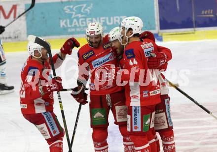 EBEL. Eishockey Bundesliga. KAC gegen	EHC Liwest Black Wings Linz.  Torjubel Thomas Hundertpfund, Adam Comrie, David Fischer, Mitch Wahl (KAC). Klagenfurt, am 21.12.2018.
Foto: Kuess

---
pressefotos, pressefotografie, kuess, qs, qspictures, sport, bild, bilder, bilddatenbank