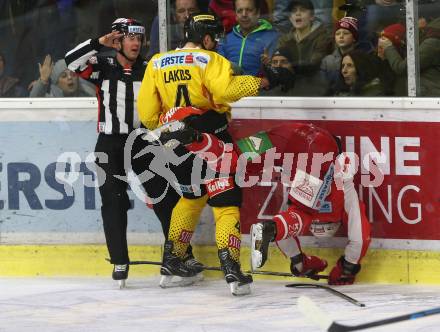 EBEL. Eishockey Bundesliga. KAC gegen	spusu Vienna Capitals. Liivik Siim (KAC), Lakos Philippe (Vienna Capitals). Klagenfurt, am 23.12.2018.
Foto: Kuess

---
pressefotos, pressefotografie, kuess, qs, qspictures, sport, bild, bilder, bilddatenbank