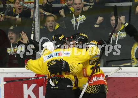 EBEL. Eishockey Bundesliga. KAC gegen	spusu Vienna Capitals. Torjubel Dorion Marc-Andre,	DeSousa Christopher, Nissner Benjamin  (Vienna Capitals). Klagenfurt, am 23.12.2018.
Foto: Kuess

---
pressefotos, pressefotografie, kuess, qs, qspictures, sport, bild, bilder, bilddatenbank