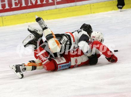 EBEL. Eishockey Bundesliga. KAC gegen	Dornbirn Bulldogs. Matthew Neal,  (KAC), Brock Alexander Trotter (Dornbirn). Klagenfurt, am 13.1.2019.
Foto: Kuess

---
pressefotos, pressefotografie, kuess, qs, qspictures, sport, bild, bilder, bilddatenbank