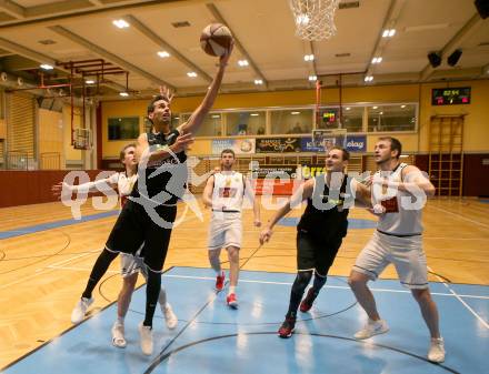 Basketball 2. Bundesliga. Grunddurchgang 15. Runde. Woerthersee Piraten gegen Basket Flames.  Maximilian Kunovjanek (Woerthersee Piraten),  Fabricio Vay, Fuad Memcic (Basket Flames). Klagenfurt, am 5.1.2019.
Foto: Kuess
---
pressefotos, pressefotografie, kuess, qs, qspictures, sport, bild, bilder, bilddatenbank