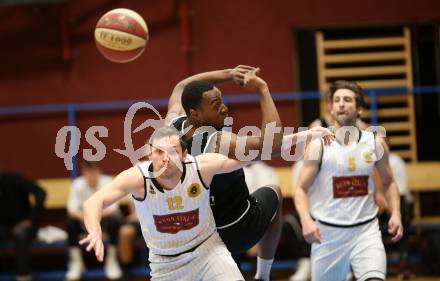 Basketball 2. Bundesliga. Grunddurchgang 15. Runde. Woerthersee Piraten gegen Basket Flames. Jan-Arne Apschner, Sebastian Schaal,  (Woerthersee Piraten), Maximilian Misamgumukini  (Basket Flames). Klagenfurt, am 5.1.2019.
Foto: Kuess
---
pressefotos, pressefotografie, kuess, qs, qspictures, sport, bild, bilder, bilddatenbank