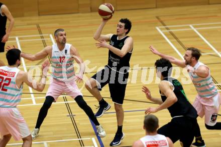 Basketball 2. Bundesliga. Grunddurchgang 15. Runde. Raiders Villach gegen Deutsch Wagram Alligators.  Antonio Boban, Ales Primc, Sebastian Huber,  (Villach),   Paul Rotter, David Rados (Deutsch Wagram Alligators). Klagenfurt, am 20.1.2019.
Foto: Kuess
---
pressefotos, pressefotografie, kuess, qs, qspictures, sport, bild, bilder, bilddatenbank